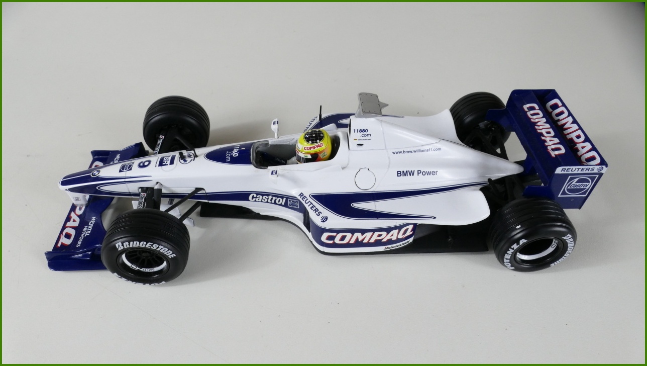 Model Formule Hot Wheels 1:18 - Williams F1 FW21 - Ralf Schumacher s Krabicí
