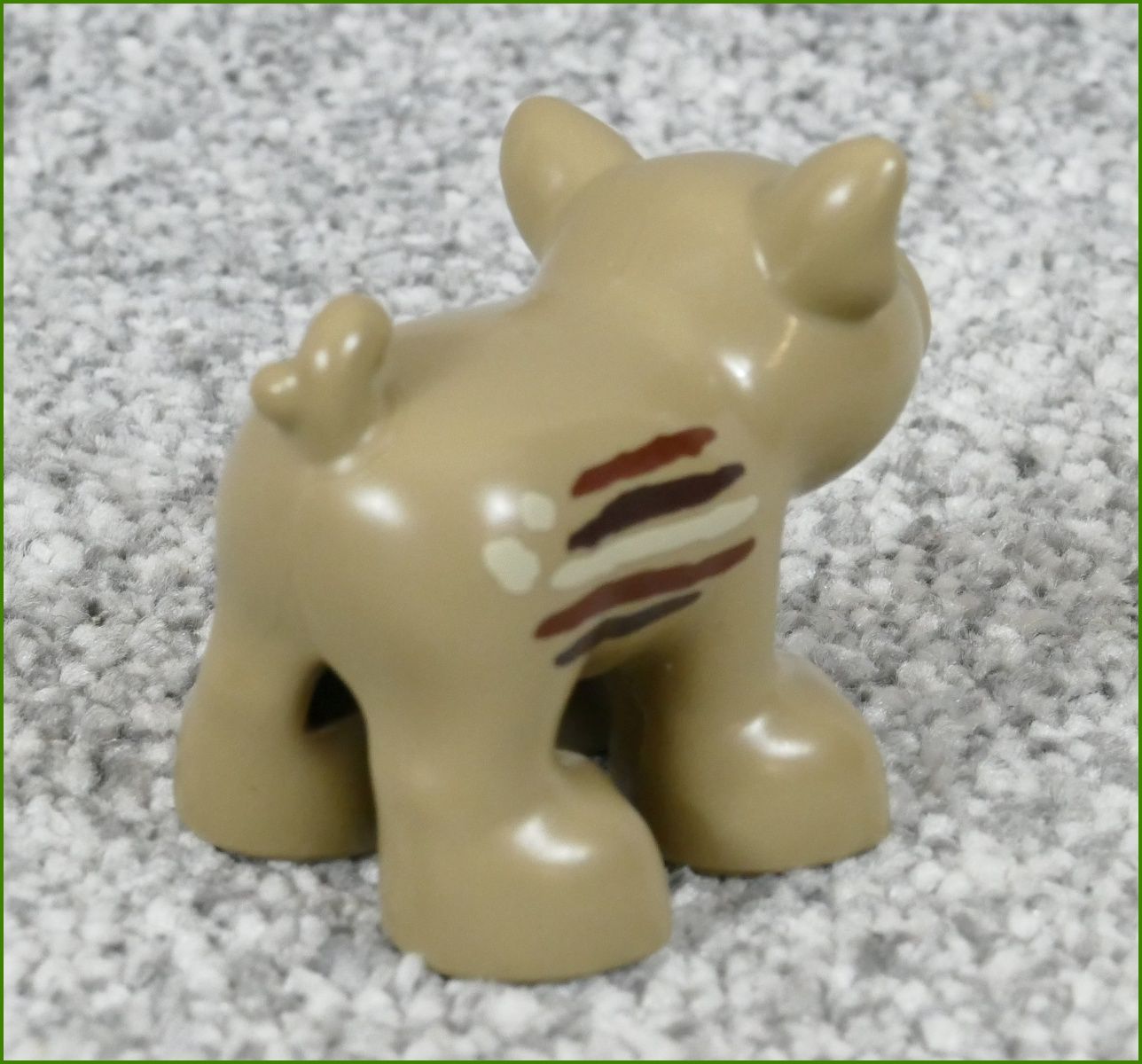 Lego® Duplo® Selátko Divokého Prasete Tmavě Béžové s Proužky