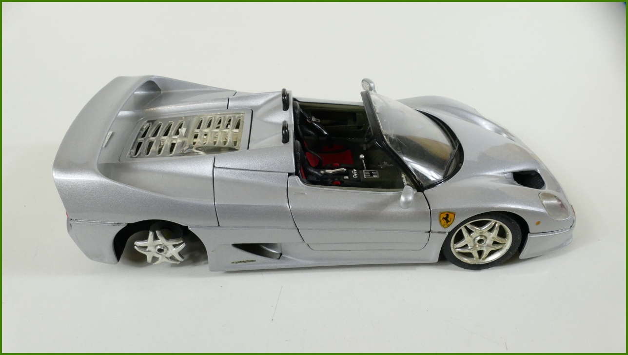 Kovový Model Bburago 1:18 - Ferrari F50 (1995) - Viz Popis