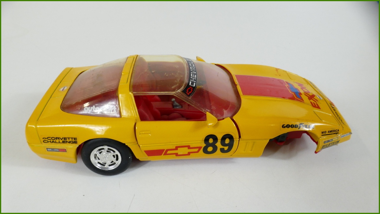 Model Auta Revell 1:24 - Cirvette ZR-1 - Viz Popis