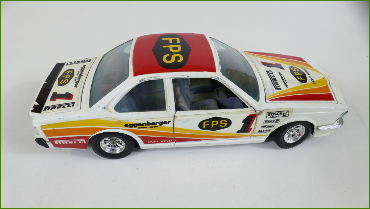Model Auta Bburago 1:26 - BMW 635 CSi - Viz Popis