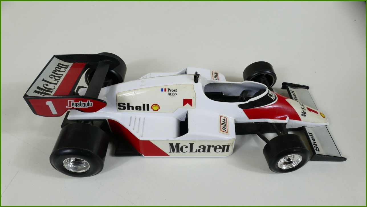 Model Auta Bburago 1:24 - Mc Laren MP4/2 - Viz Popis