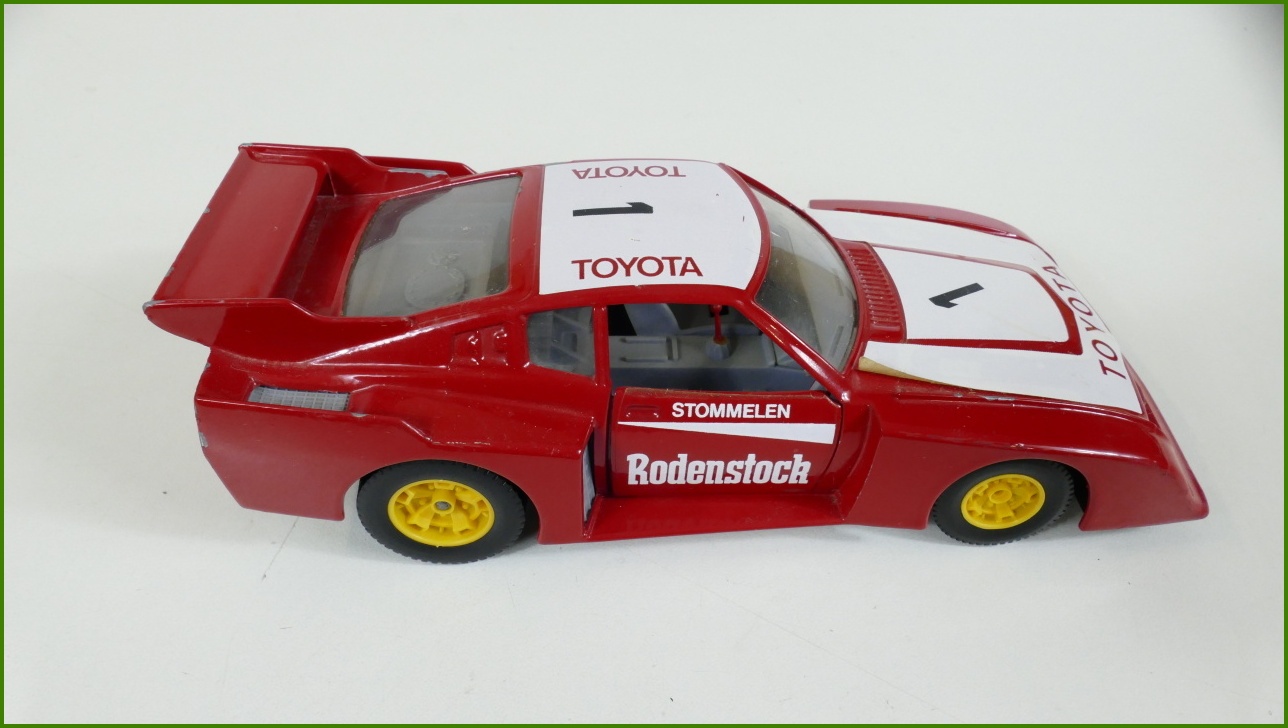 Model Auta Bburago 1:24 - Toyota Celica