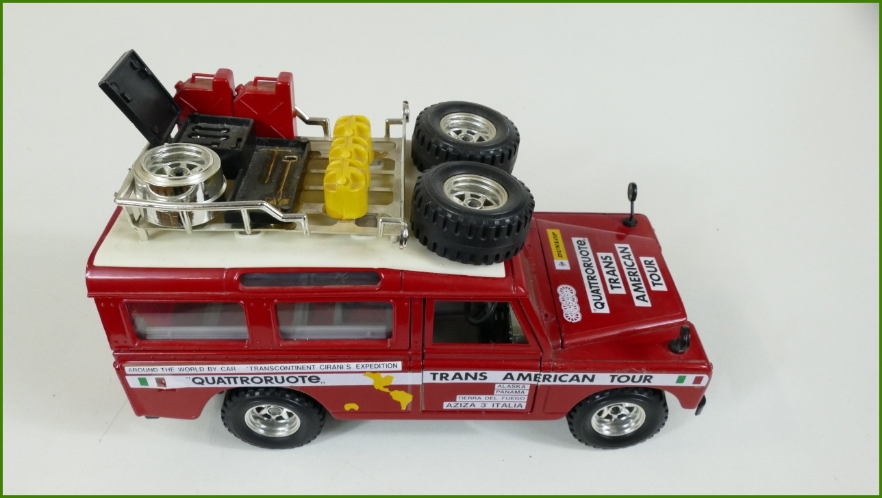 Model Auta Bburago 1:24 - Land Rover