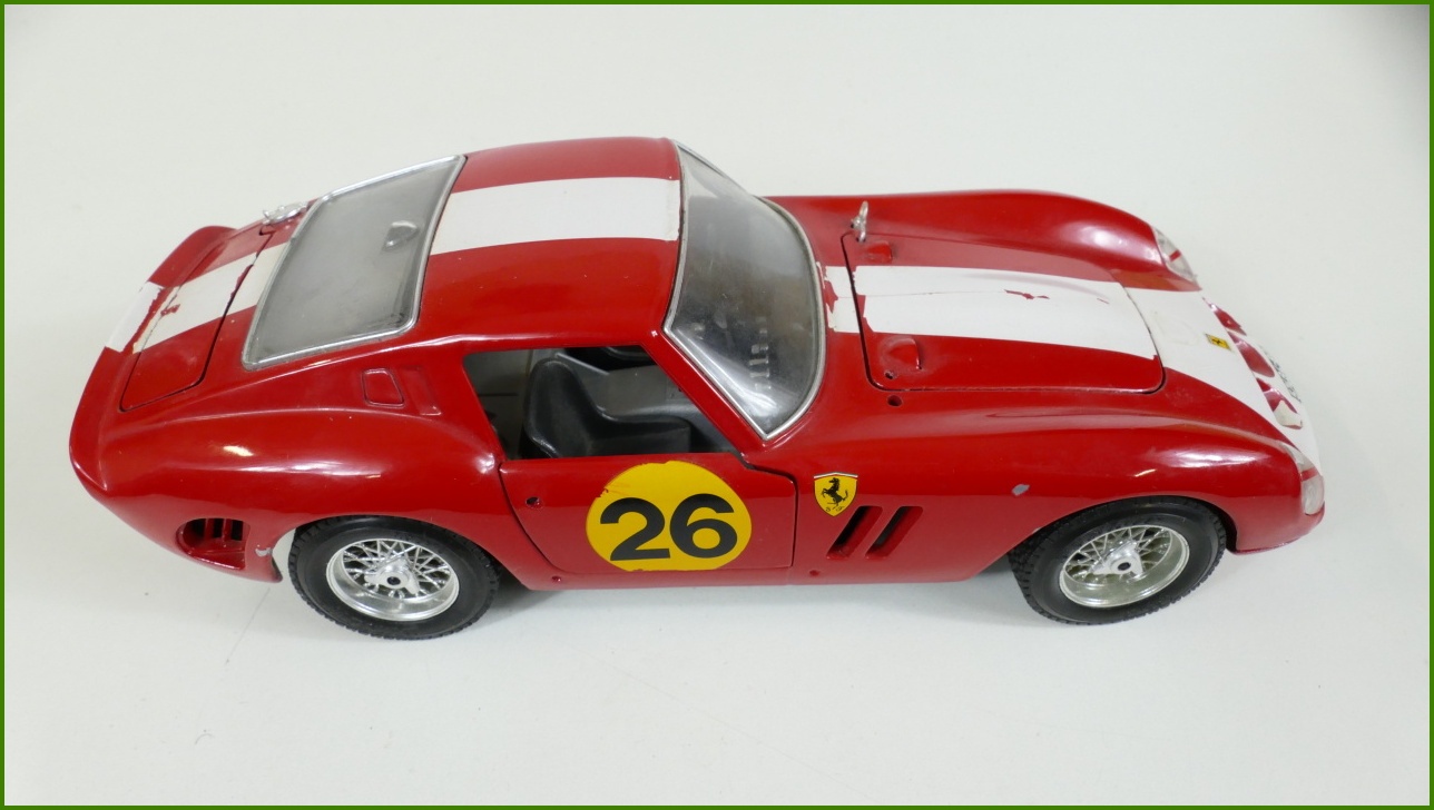 Kovový Model Bburago 1:18 - Ferrari GTO (1962) - Viz Popis