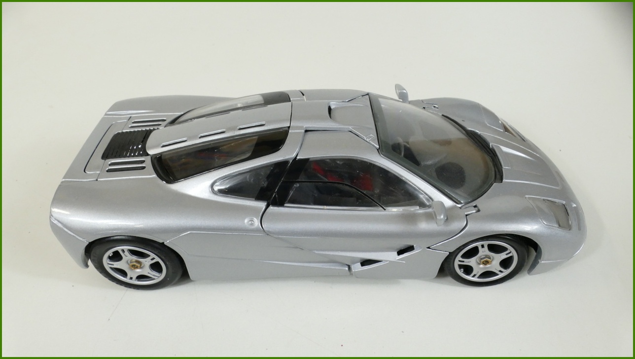 Model Auta Maisto 1:18 McLaren F1 (1993)
