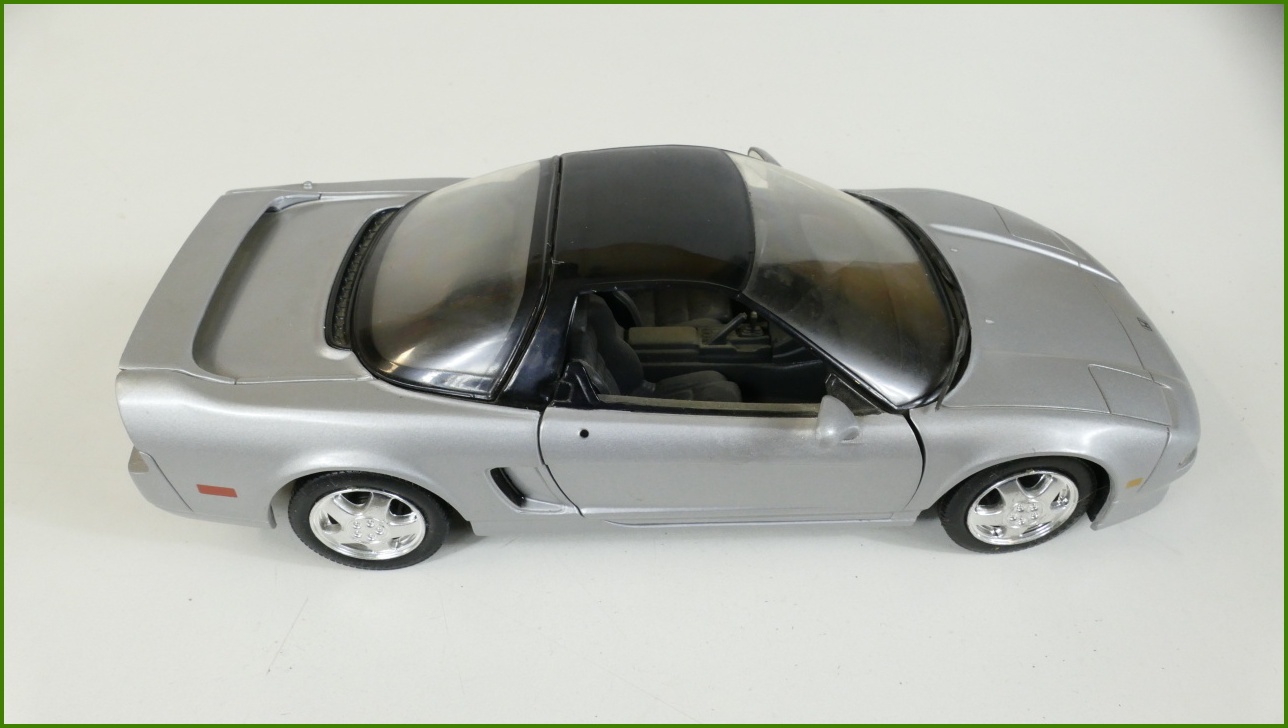 Model Auta Revell 1:18 - Honda NSX