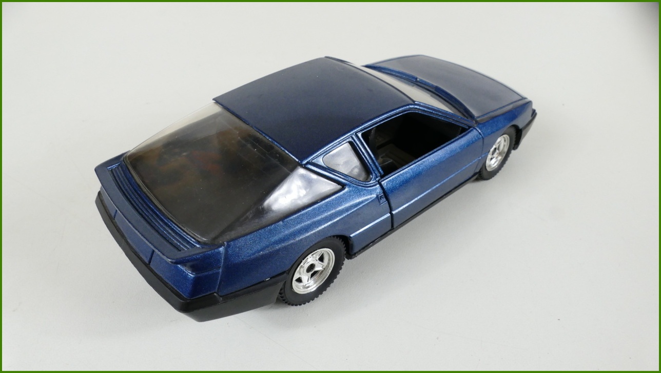Model Auta Polistil 1:24 - Renault Alpine V6