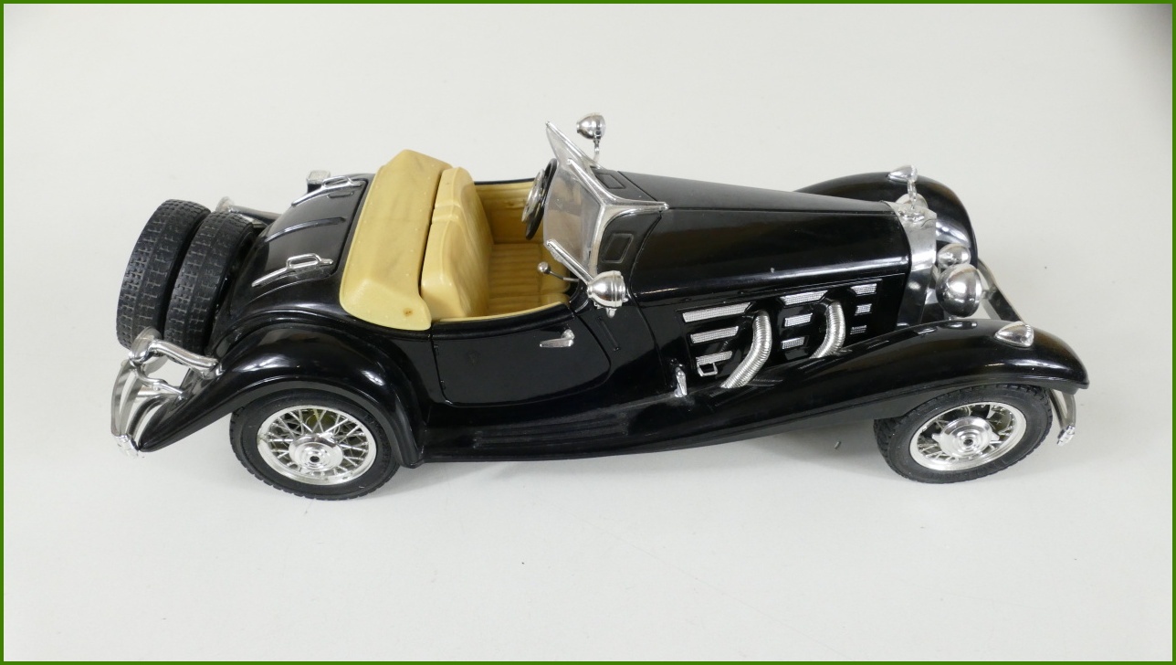 Kovový Model Bburago 1:18 - Mercedes Benz 500 K Roadster (1936) - Viz Popis