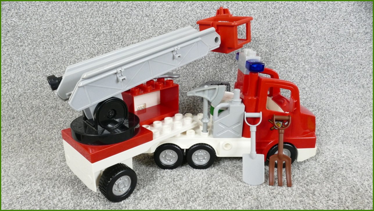 Lego® Duplo® Hasičské Auto se Žebříkem a Příslušenstvím