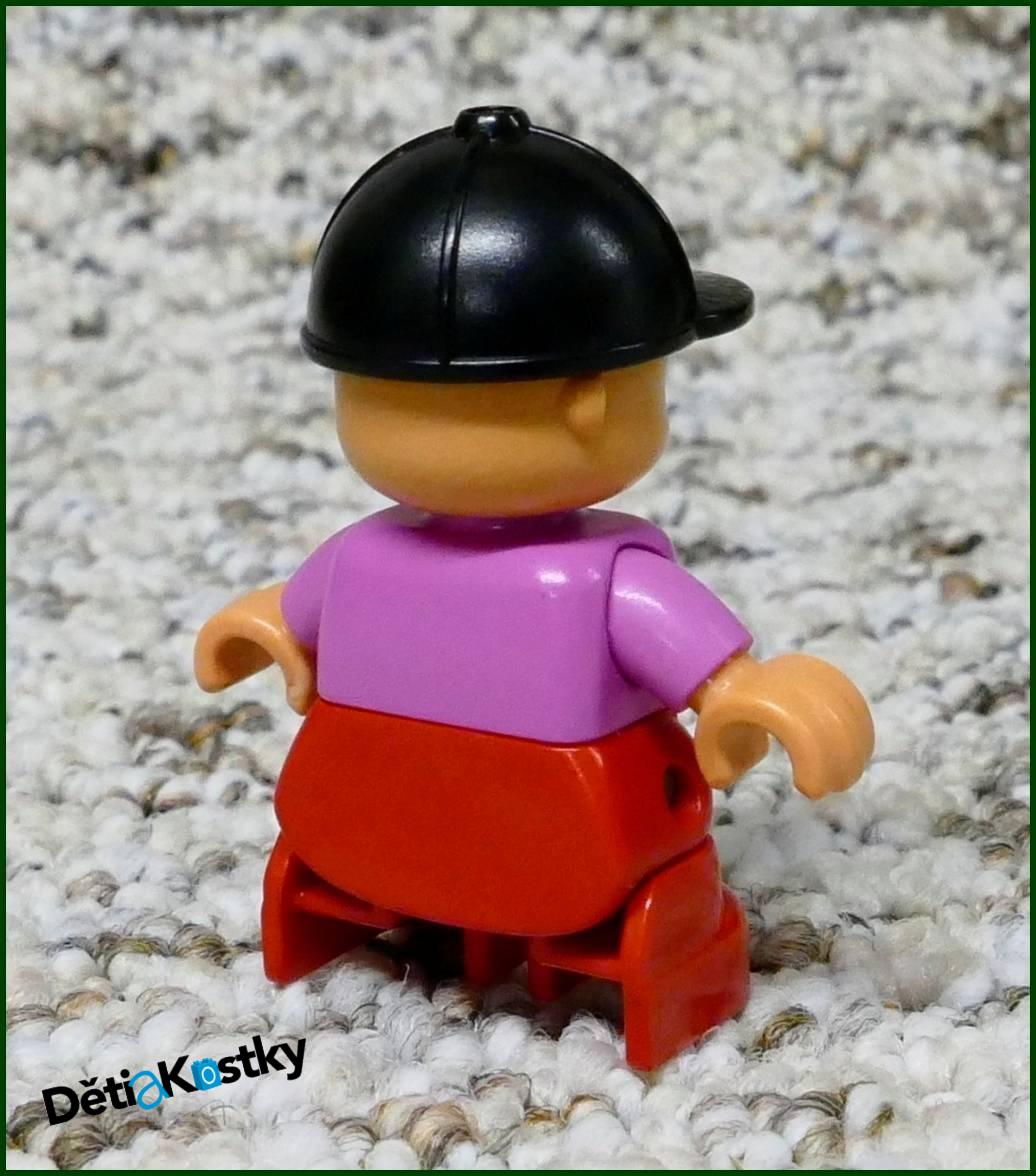 Lego® Duplo® Figurka Dítě Červeno/Růžové s Kšiltem