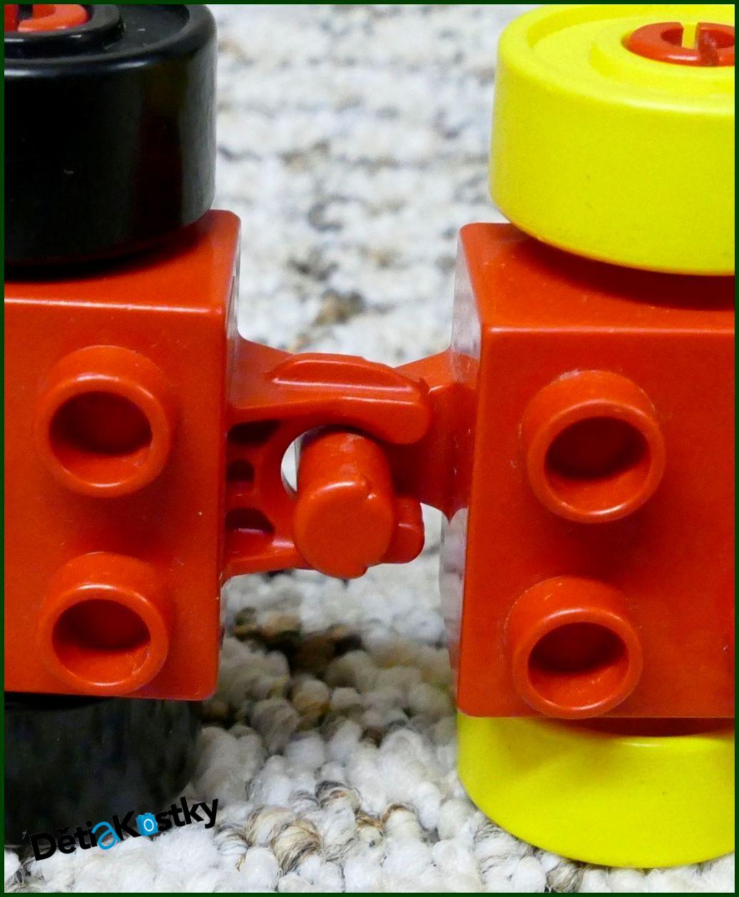 Lego® Duplo® Podvozek pro Auta Červený (Černá Kola)