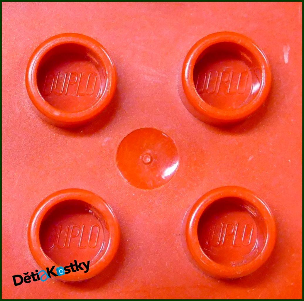 Lego® Duplo® Podložka/Destička 3x8 Křídlo Červené