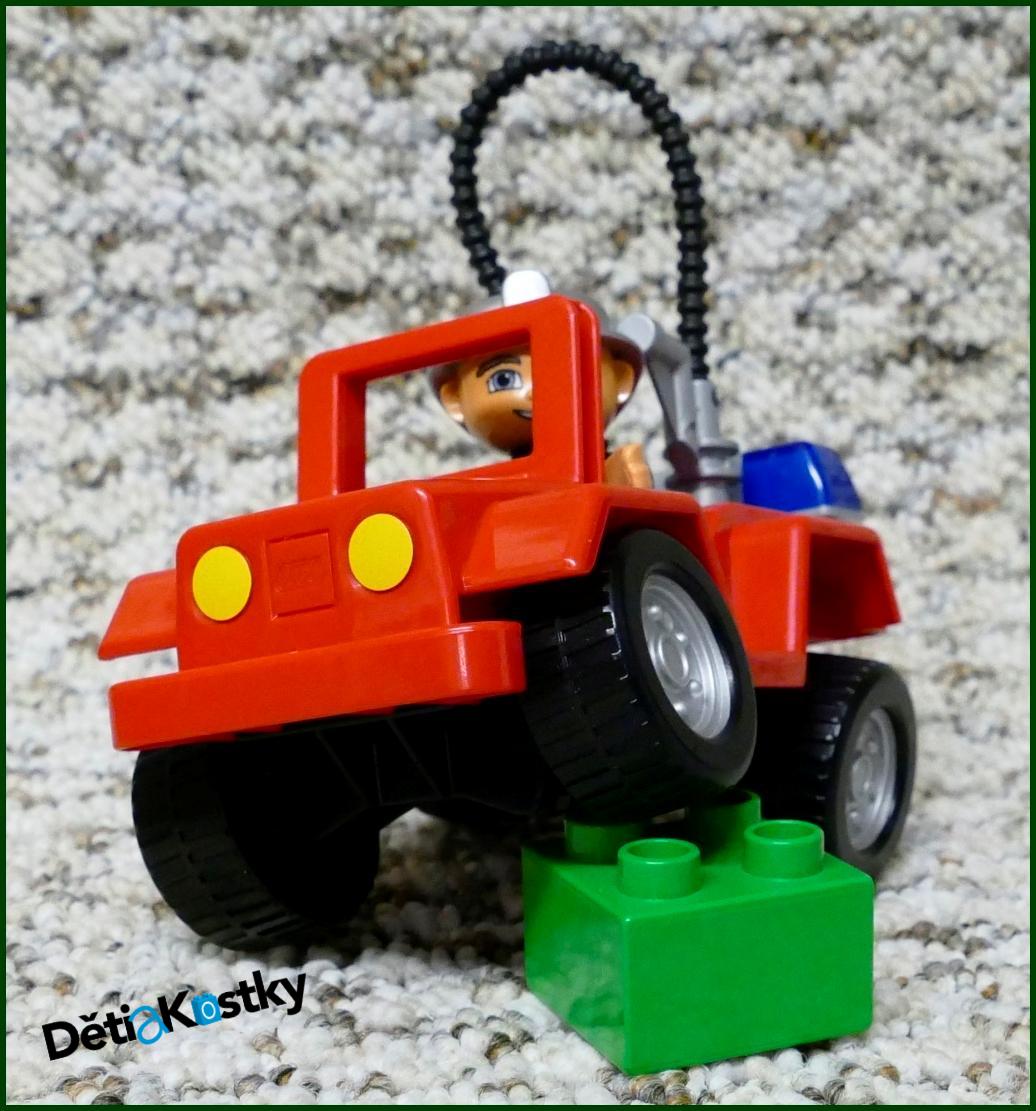 Lego® Duplo® Terénní Hasičský Jeep - Hasič se Stříbrnou Přilbou