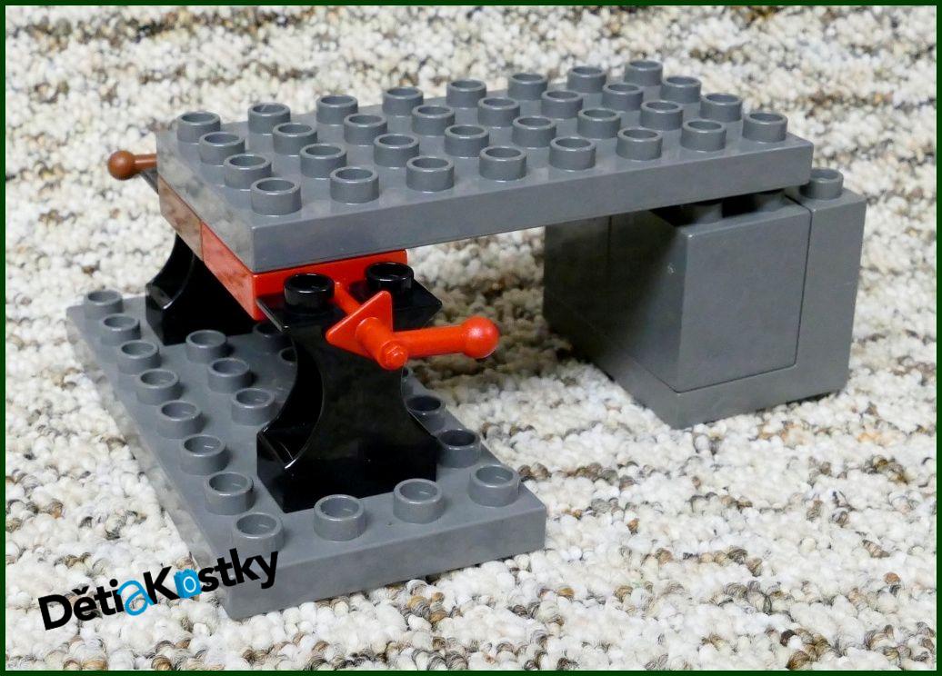 Lego® Duplo® Kostka Rumpál k Hradu Červený