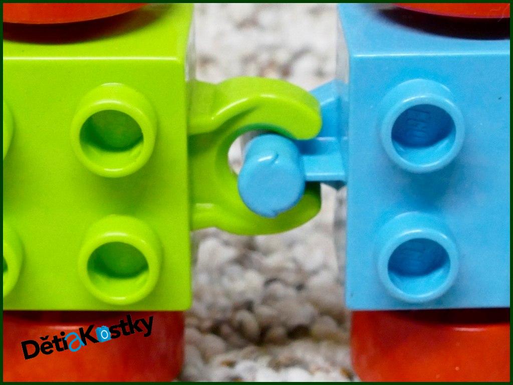 Lego® Duplo® Podvozek pro Auta Tyrkysový (Červená Kola)