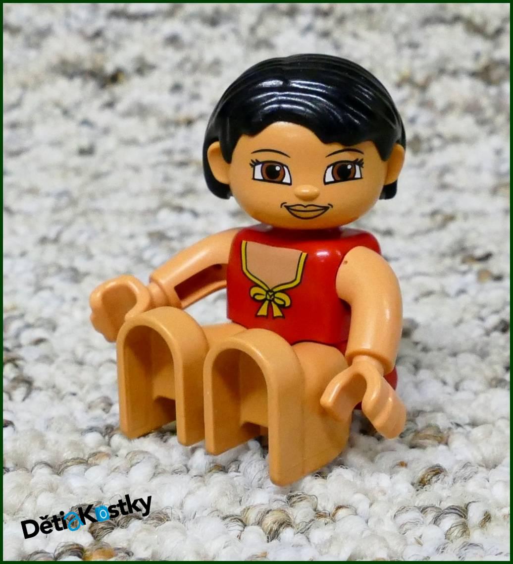 Lego® Duplo® Figurka Sportovkyně Červená