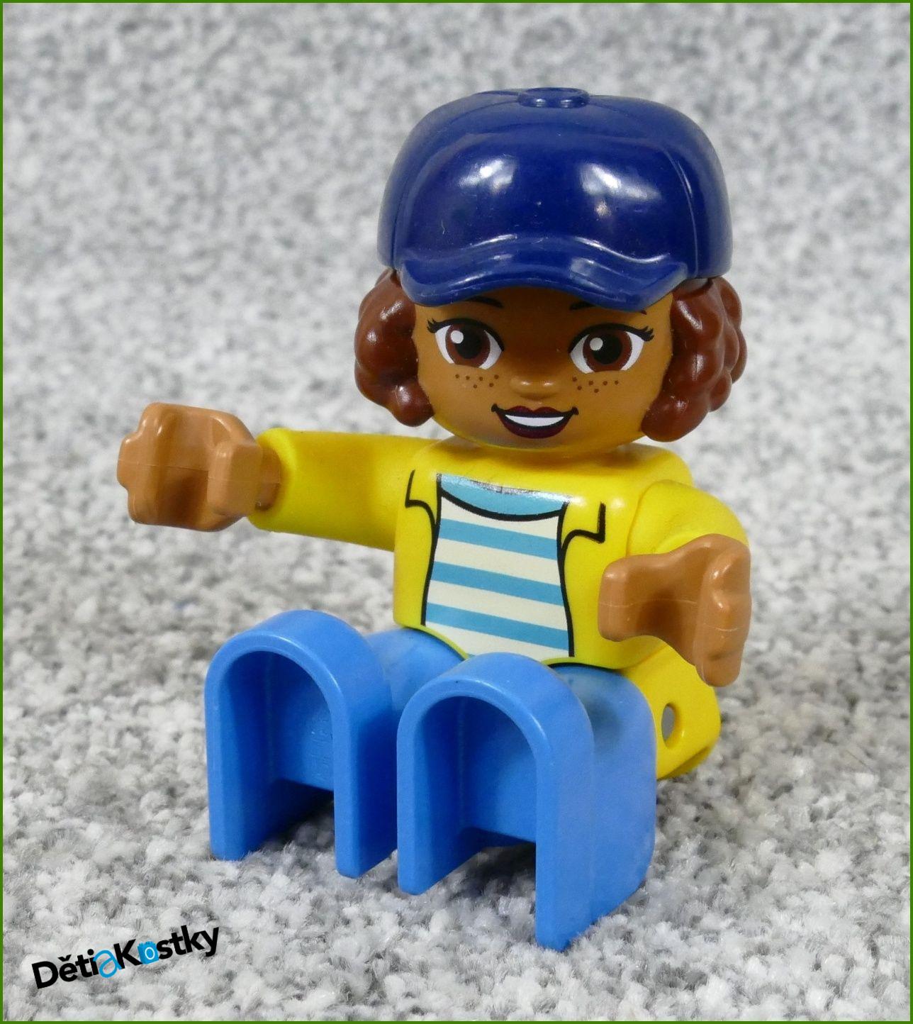 Lego® Duplo® Figurka Paní s Čepicí