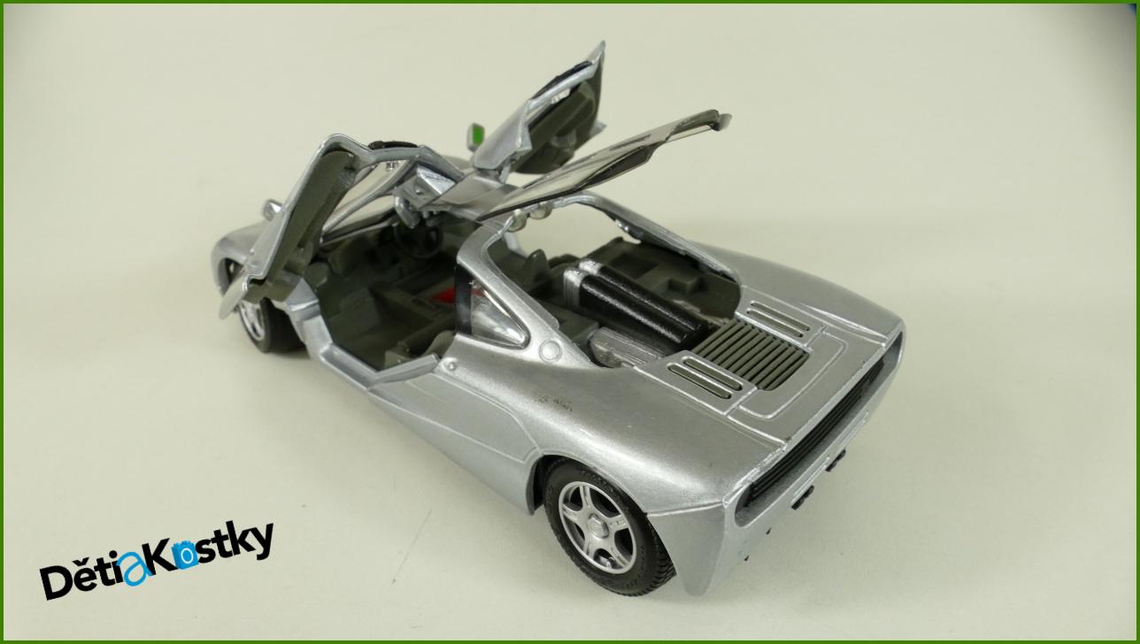 Model Auta (Thailand) 1:24 - McLaren F1 (1993)