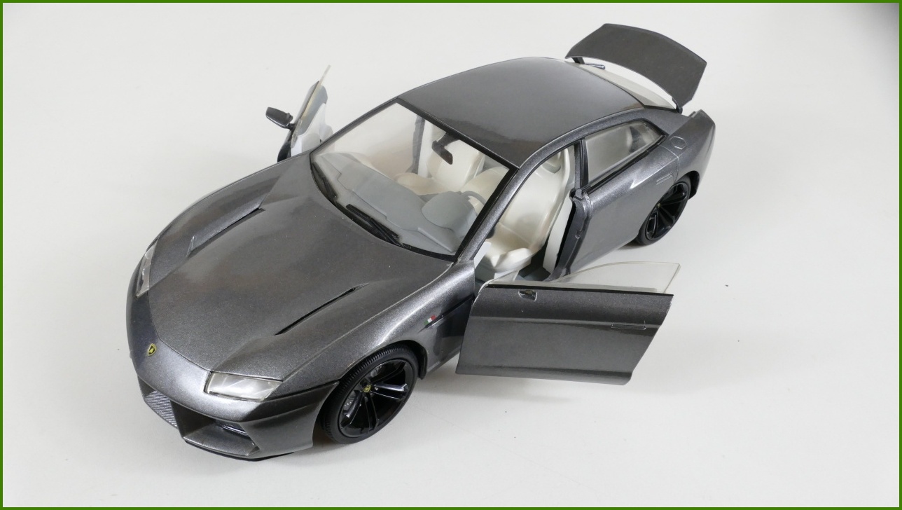 Model Mondo Motors 1:18 - Lamborghini Estoque - Viz Popis