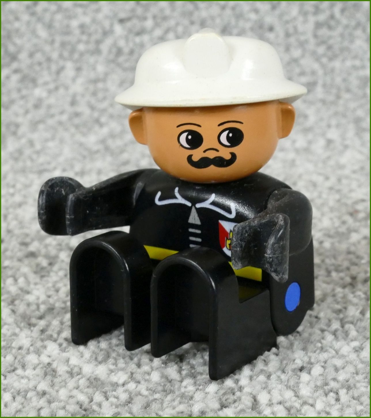 Lego® Duplo® Figurka Hasič s Bílou Přilbou