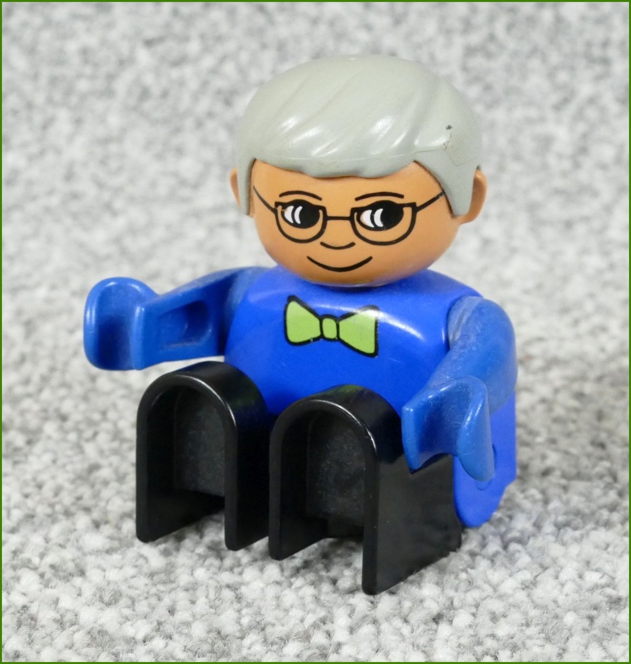 Lego® Duplo® Figurka Dědeček v Brýlích