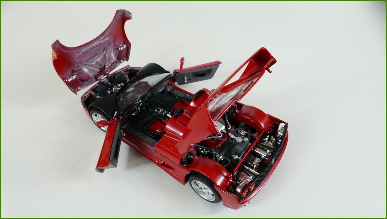 Kovový Model Bburago 1:18 - Ferrari F50 (1995)