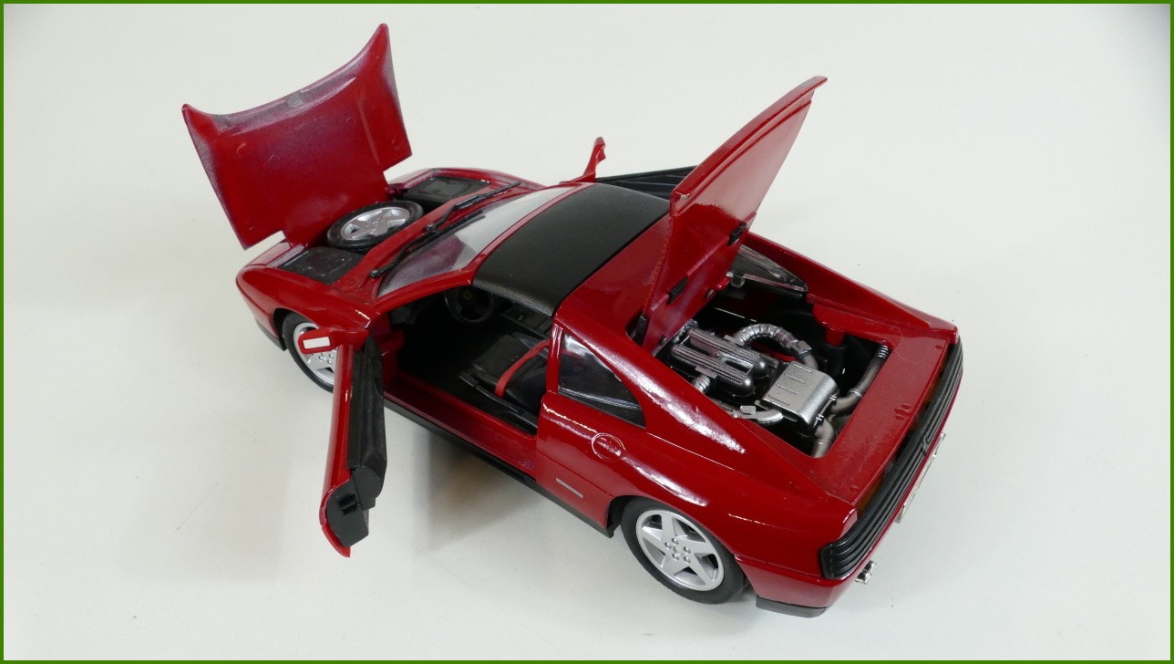 Model Maisto 1:18 - Ferrari 348 ts