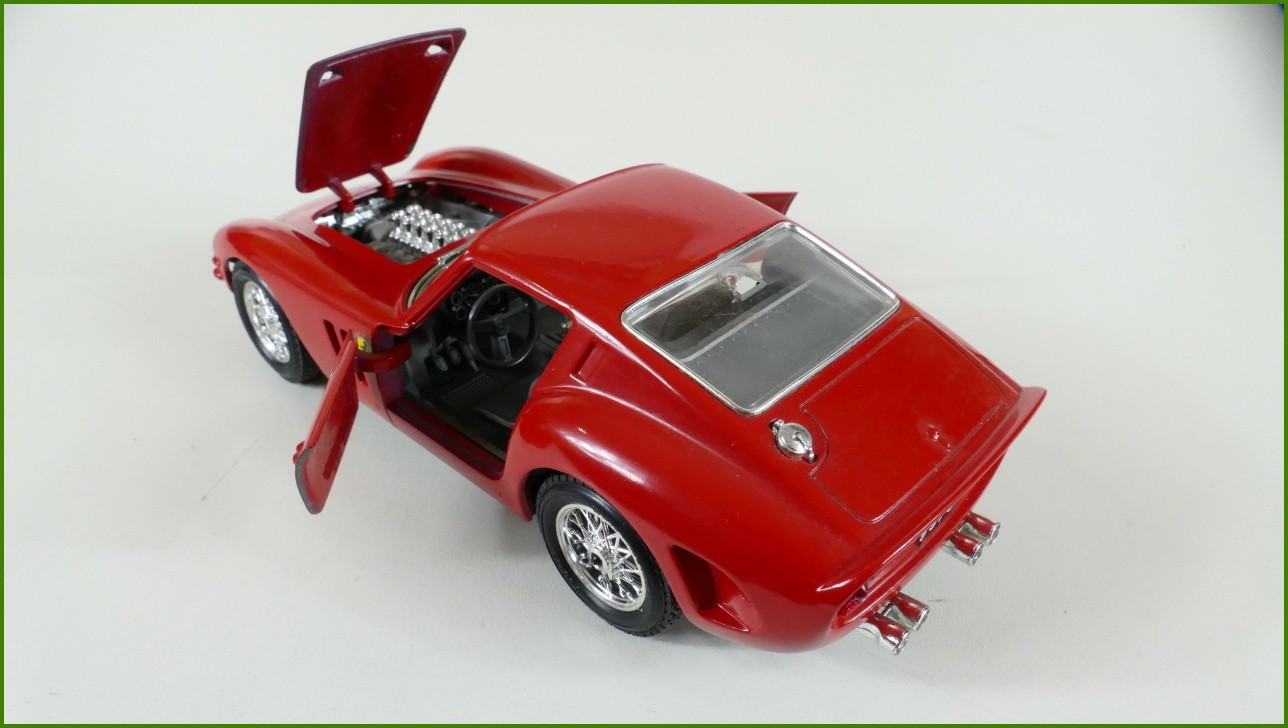 Model Auta Bburago 1:24 - Ferrari 250 GTO (1962)
