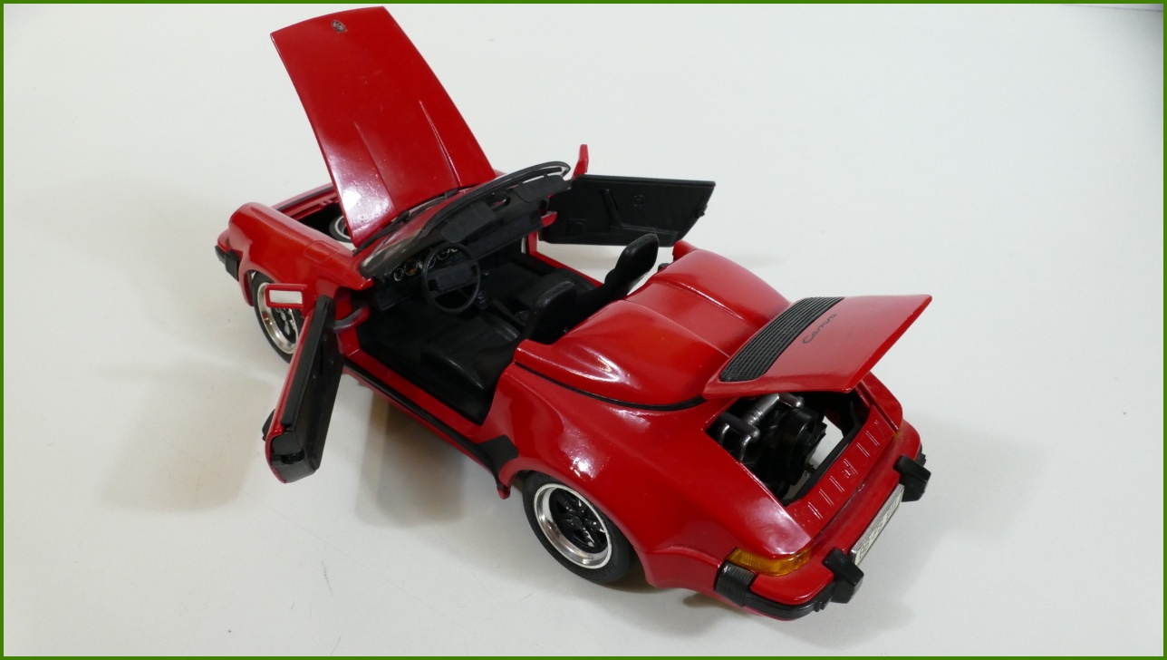 Model Maisto 1:18 - Porsche 911 Speedster (1989)