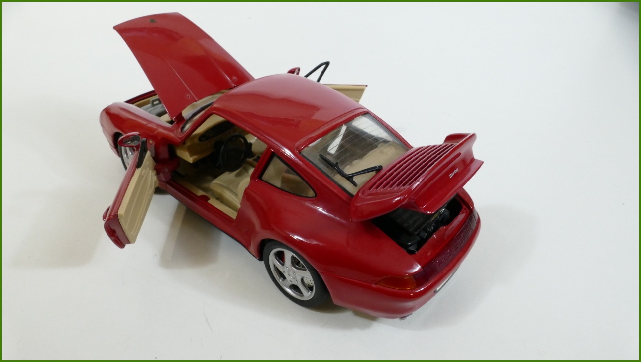Model Anson 1:18 - Porsche 911 Turbo GT2