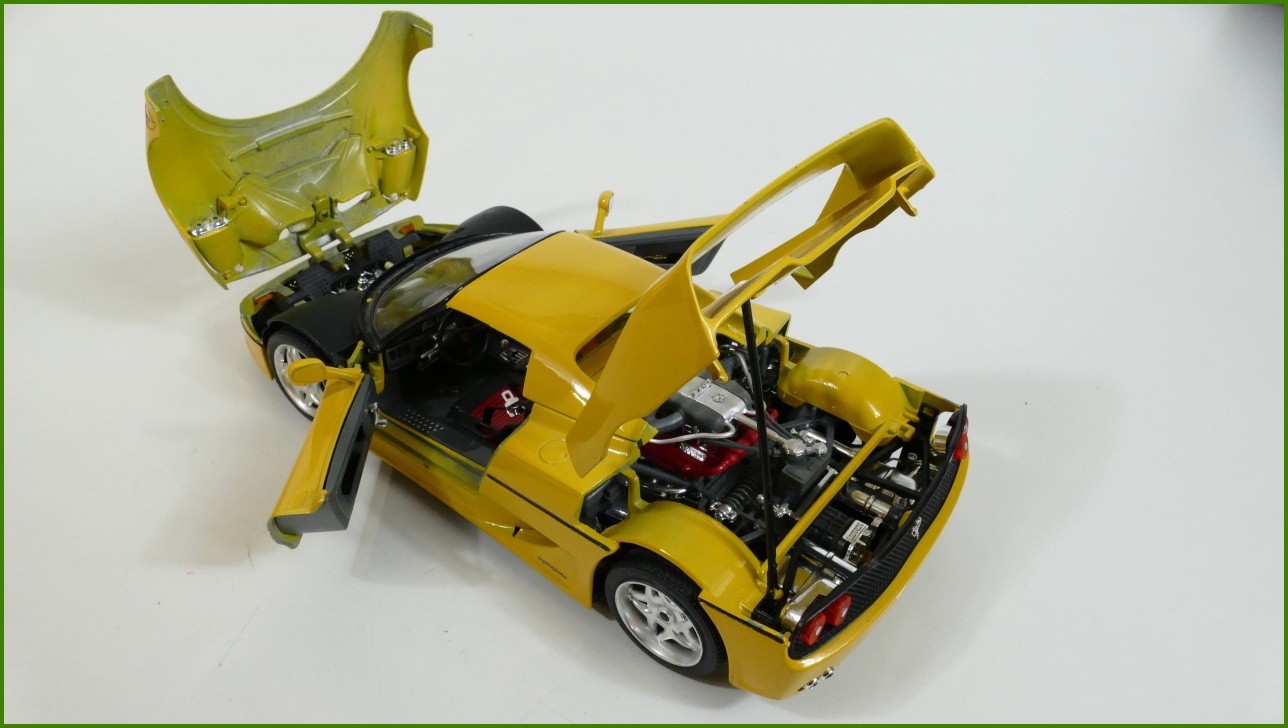 Kovový Model Bburago 1:18 - Ferrari F50 (1995)