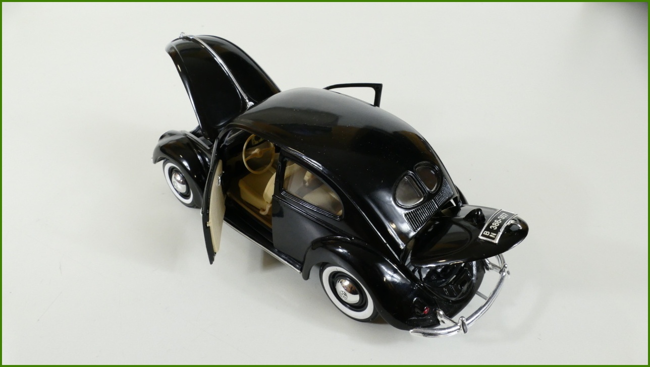 Model Maisto 1:18 - Volkswagen (1951)