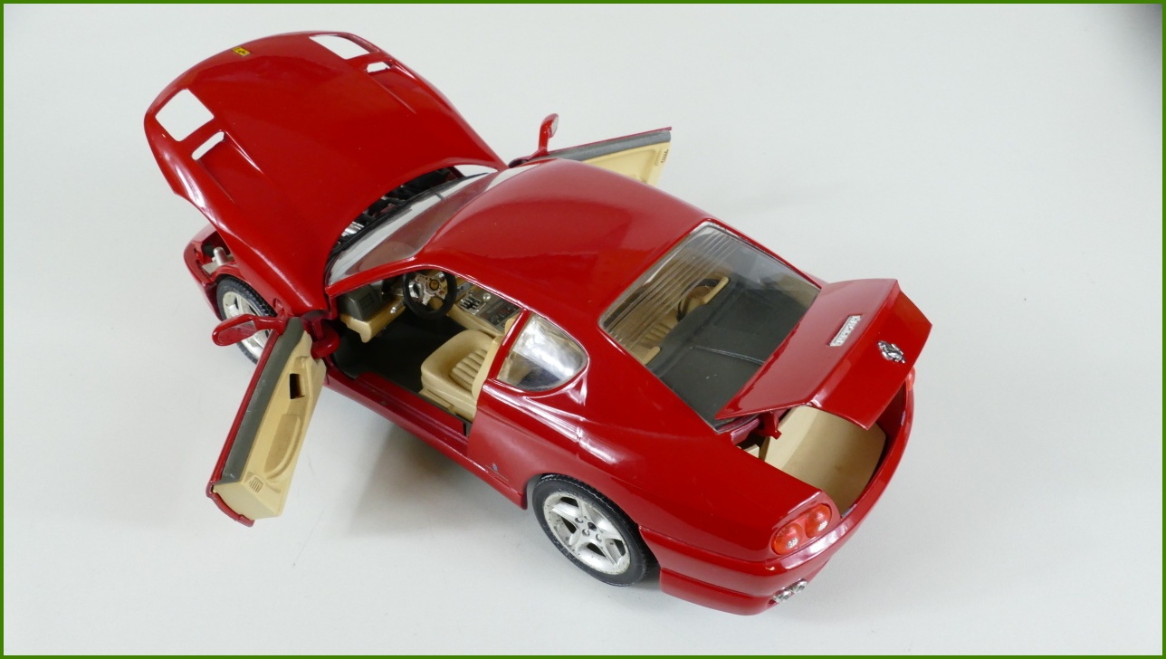Kovový Model Bburago 1:18 - Ferrari 456 GT (1992) - Viz Popis