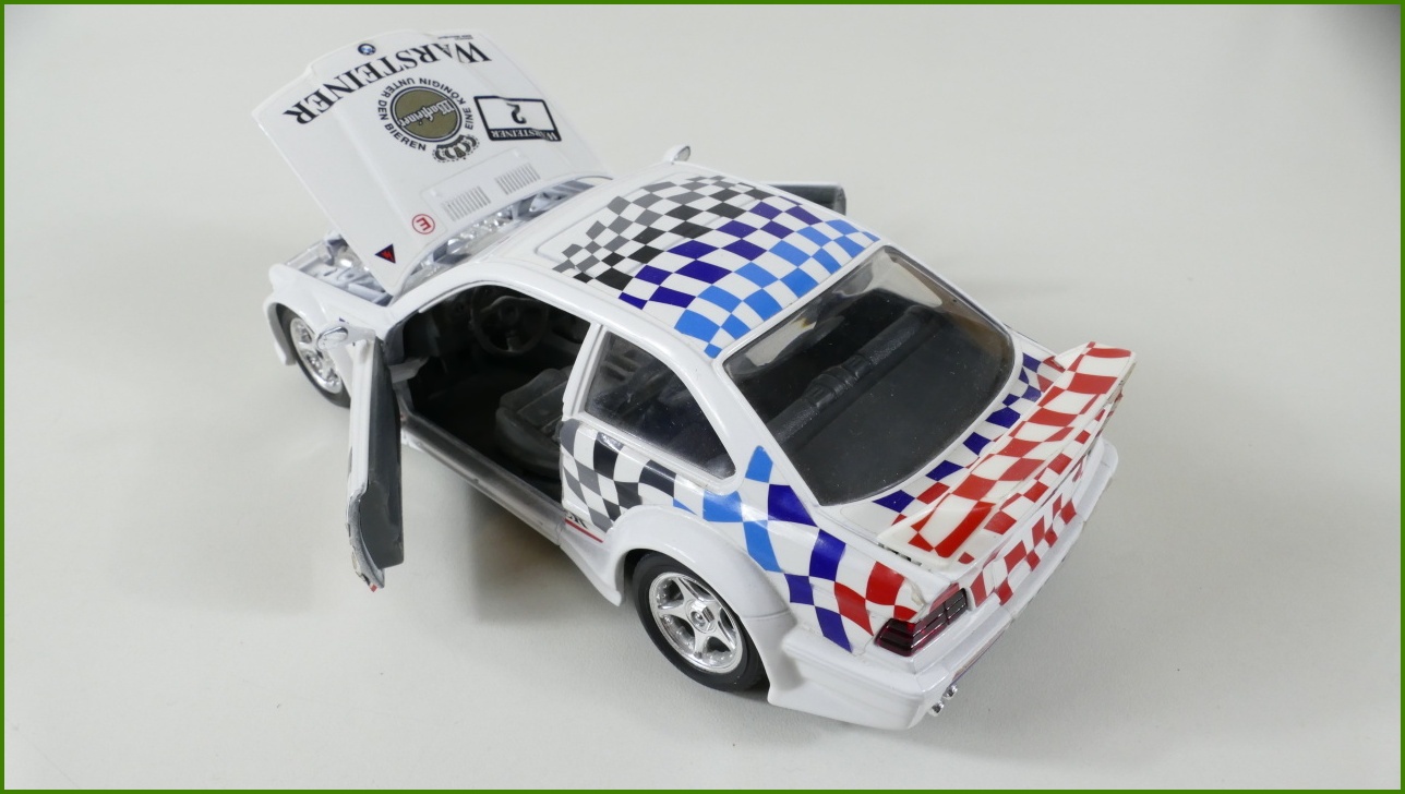 Model Auta Bburago 1:24 - BMW M3