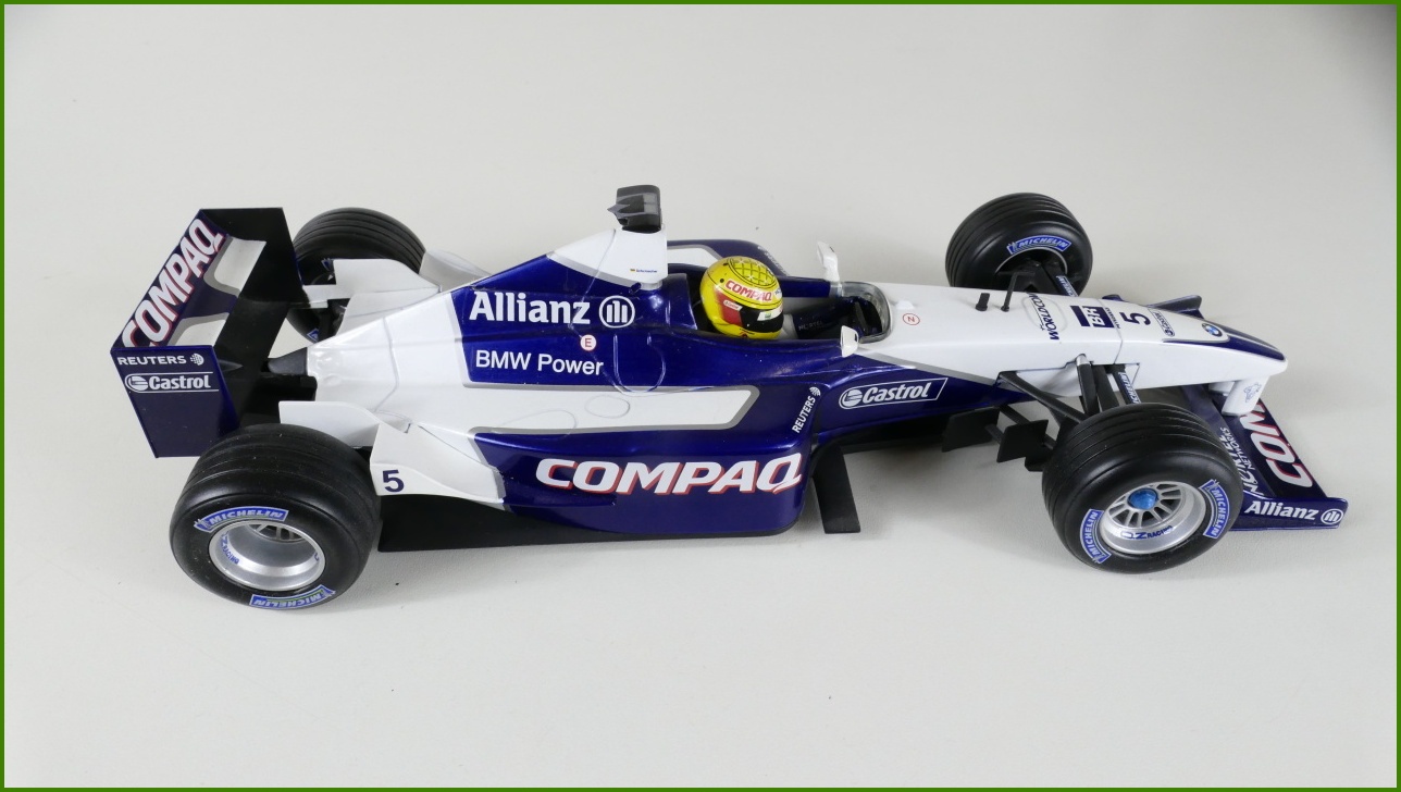 Model Formule Hot Wheels 1:18 - Williams F1 FW23 - Ralf Schumacher s Krabicí
