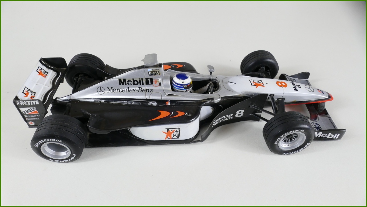 Model Formule Minichamps 1:18 - McLaren Mercedes MP4-13 (1998) - Mika Häkkinen - Viz Popis