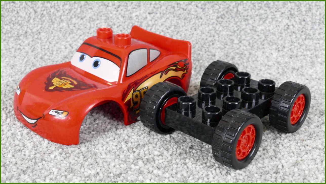 Lego® Duplo® Cars - Blesk McQueen - Piston Cup - Červené Disky