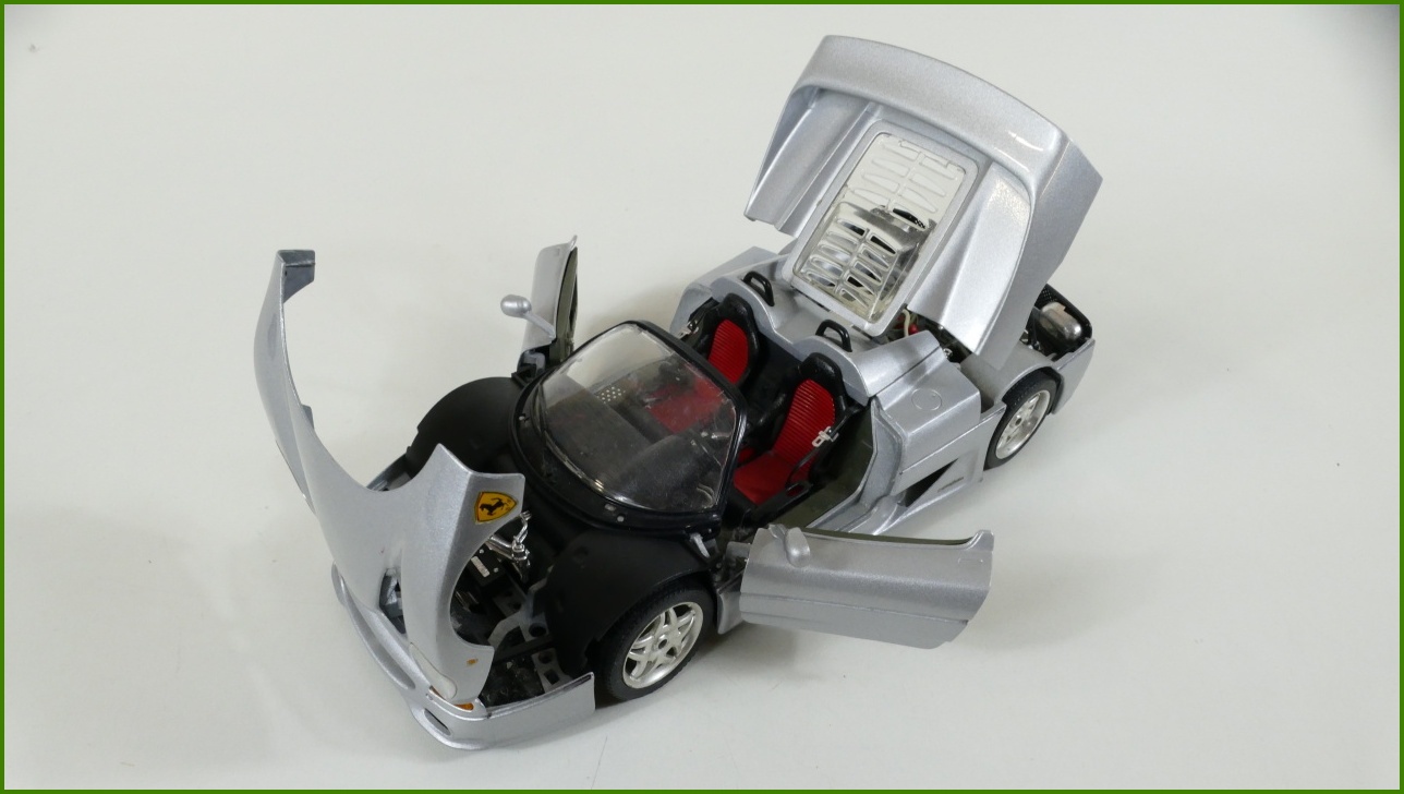 Kovový Model Bburago 1:18 - Ferrari F50 (1995) - Viz Popis