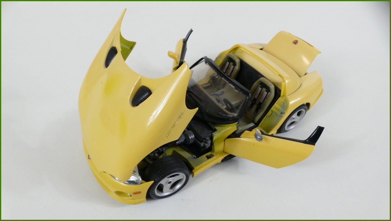 Kovový Model Bburago 1:18 - Dodge Viper RT/10 - Viz Popis