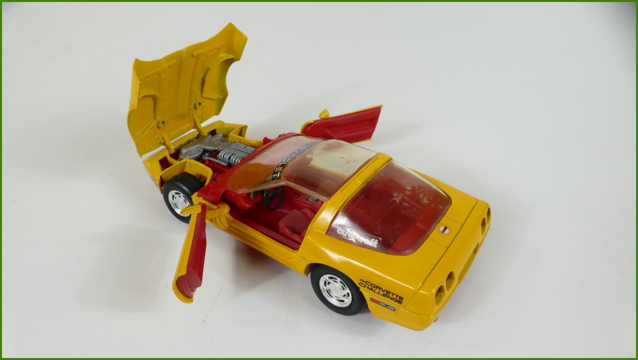 Model Auta Revell 1:24 - Cirvette ZR-1 - Viz Popis
