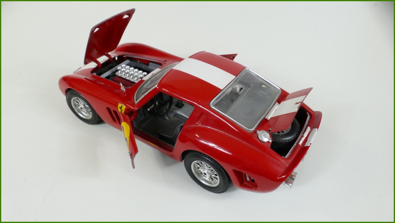 Kovový Model Bburago 1:18 - Ferrari GTO (1962) - Viz Popis