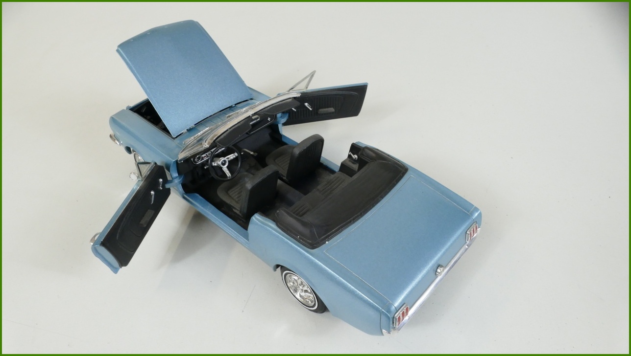 Model Auta Revell 1:18 - Ford Mustang (1965) - Viz Popis