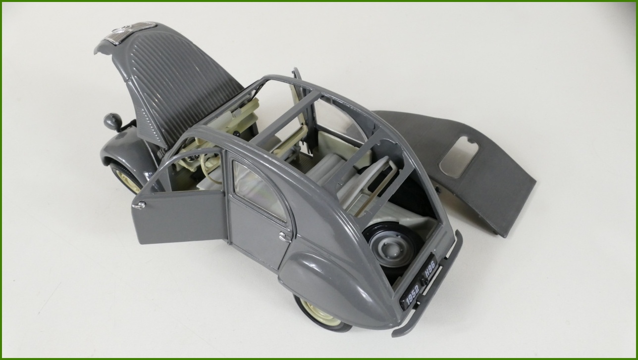 Model Auta Maisto 1:18 - Citroën 2CV (1952)