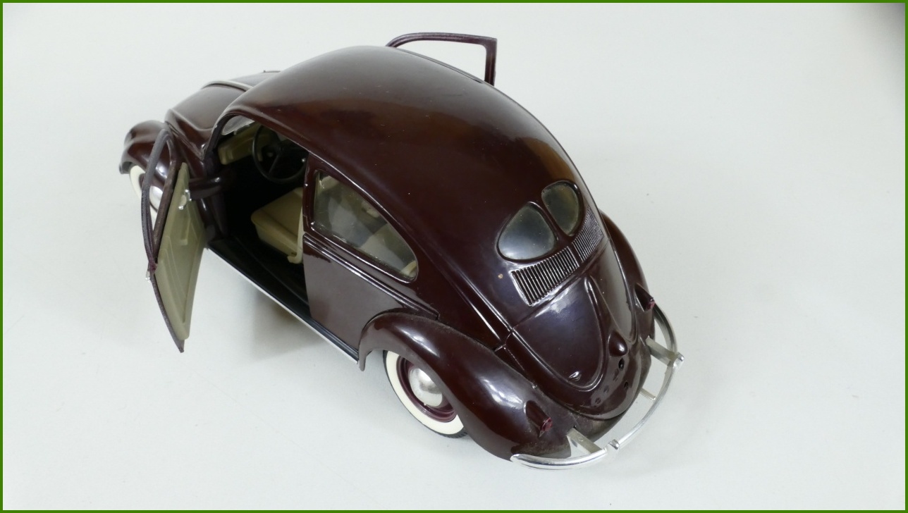 Model Auta Solido 1:17 - Coccinelle VW (1949)