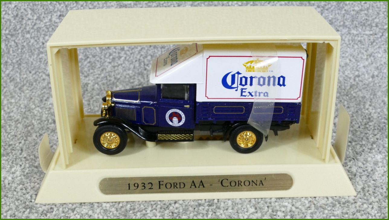 Matchbox Autíčko s Krabičkou YGB16 - 1932 Ford AA
