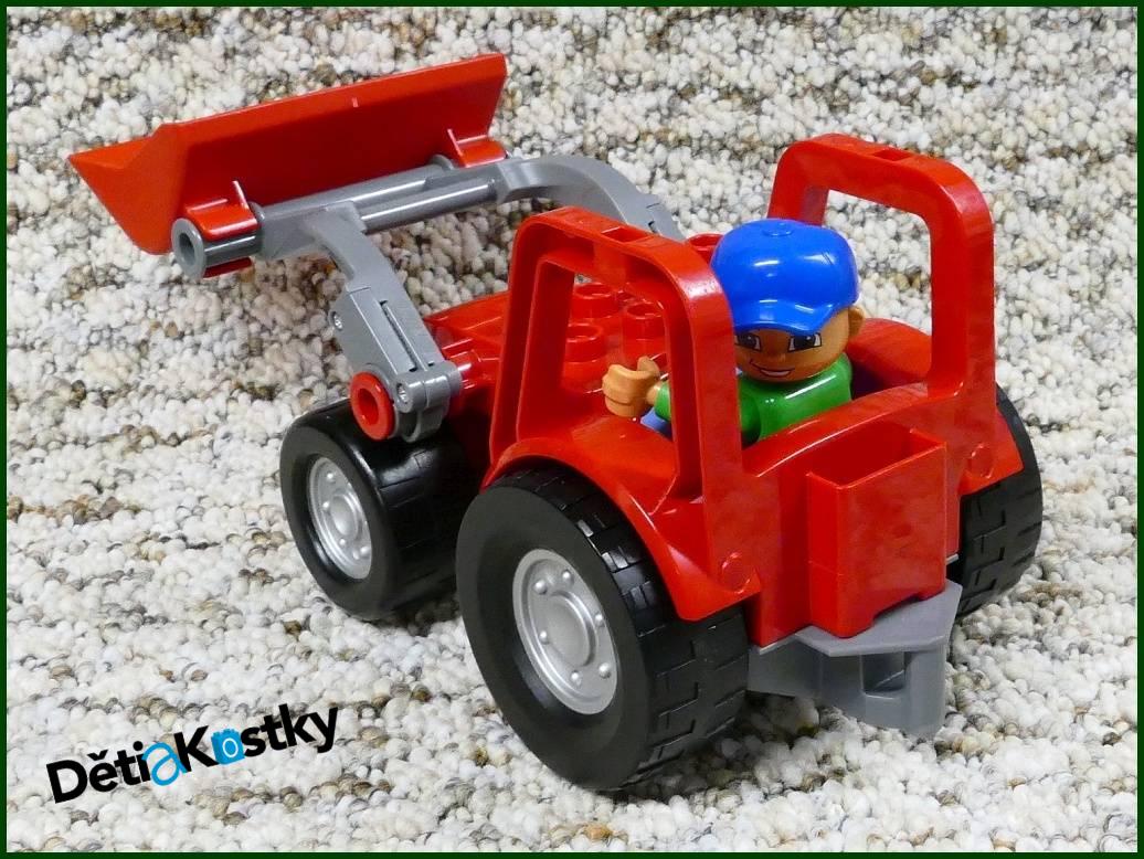 Lego® Duplo® Traktor s Radlicí a Figurkou Červený