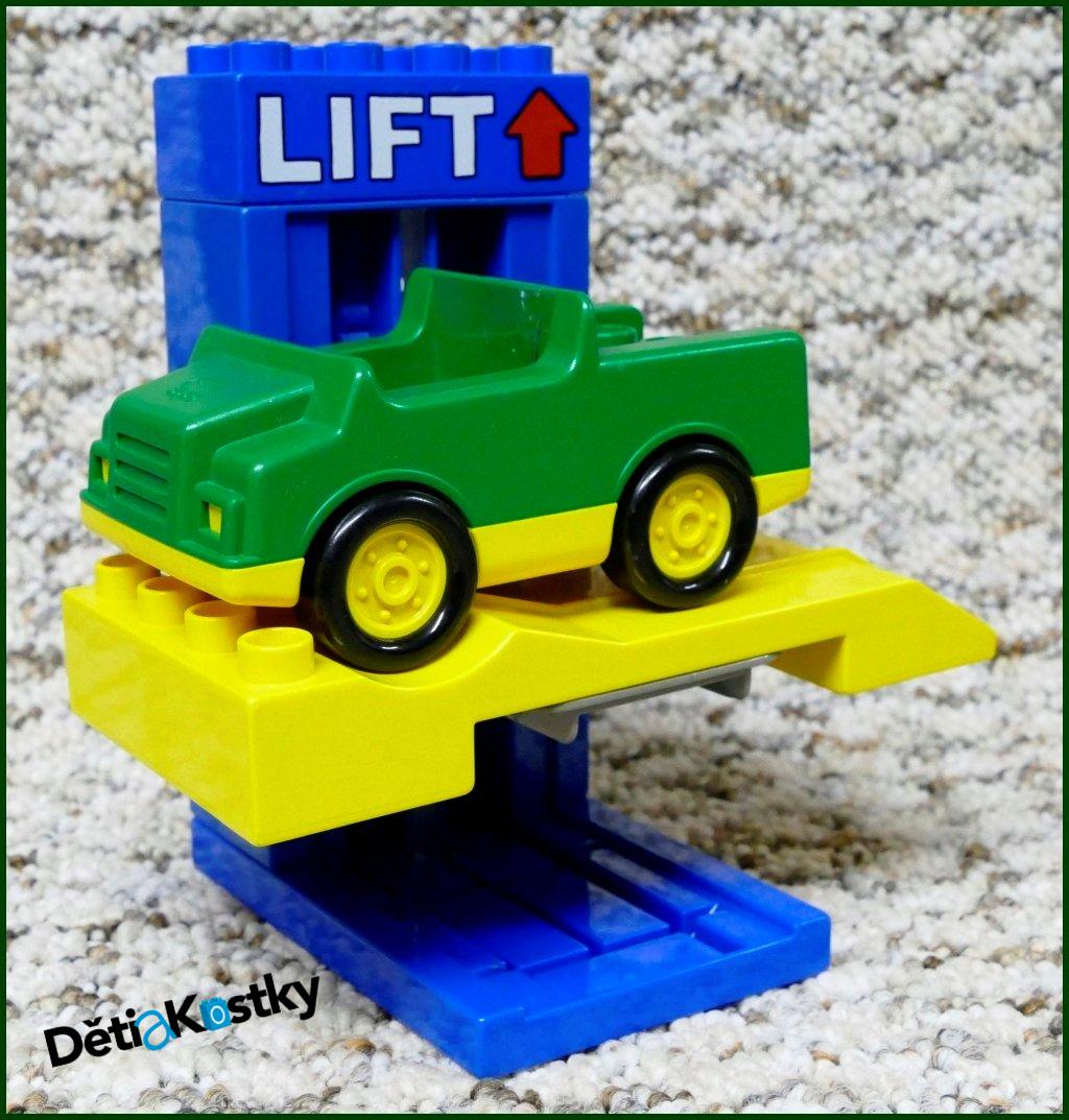 Lego® Duplo® Zvedák/Rampa pro Auta