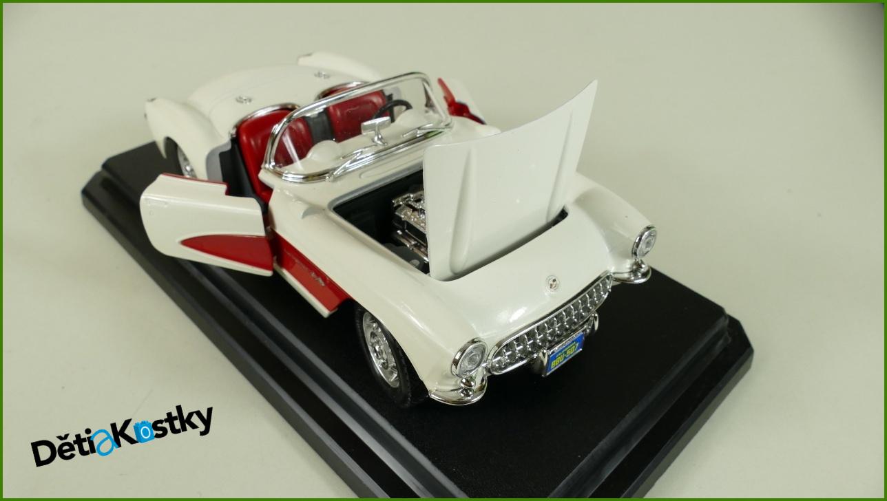 Model Auta Bburago 1:24 - Chevrolet Corvette (1957) s Krabicí - Viz Popis