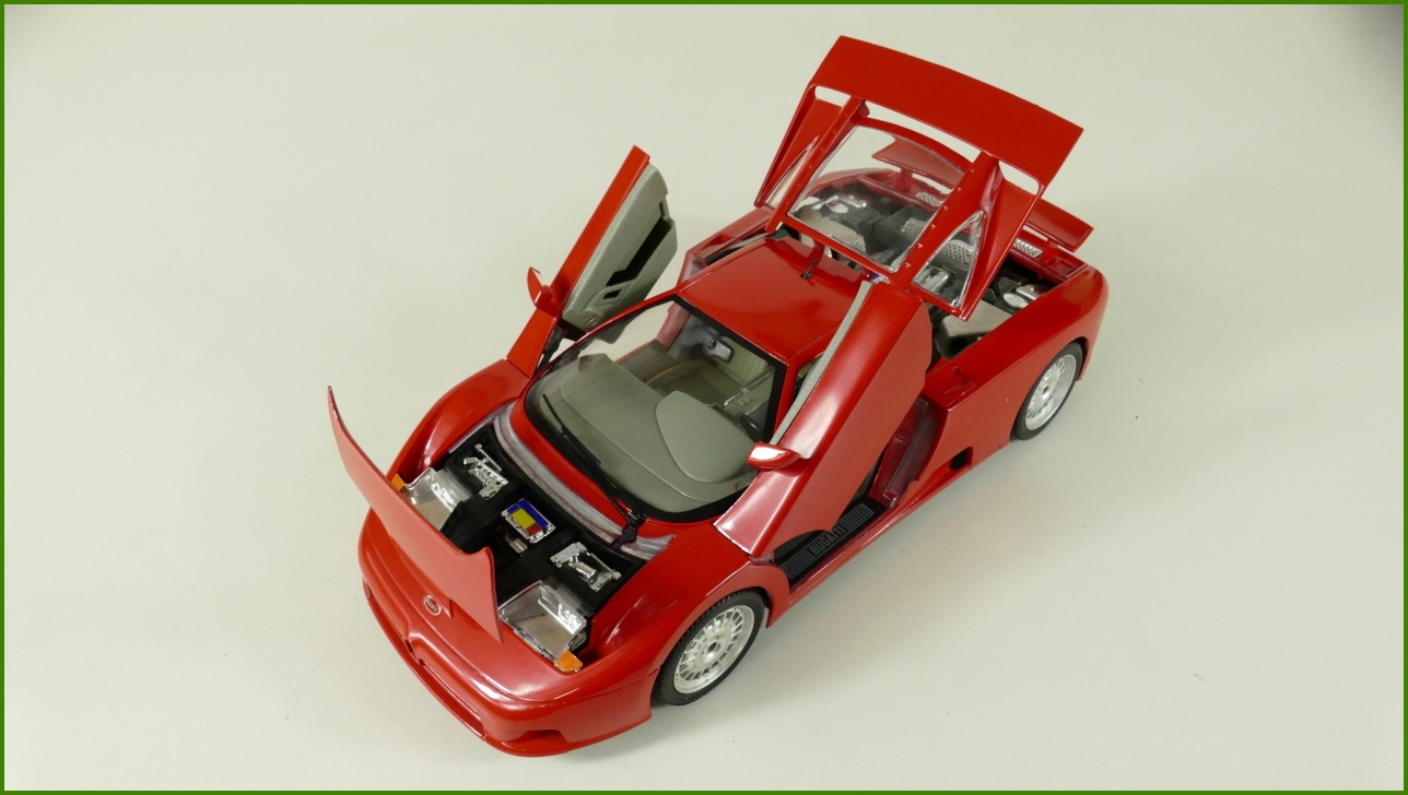 Kovový Model Bburago 1:18 - Bugatti EB 110 (1991) s Krabicí